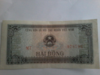 Bancnota Vietnam 2 dong 1980 foto