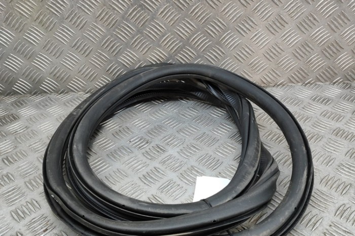 Garnitura ușă dreapta spate VW ID.4 E21 2023 OEM: 11A867914B | 27547948
