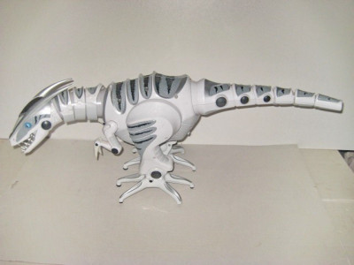 A709-Dinozaur mare plastic gros stare buna. foto