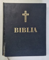 BIBLIA SAU SFANTA SCRIPTURA , EDITIE JUBILIARA A SFANTULUI SINOD , 2001 * FORMAT 21x16 CM , MICI DEFECTE COTOR