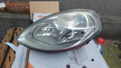 Far st&amp;acirc;nga Lancia Ypsilon 2006 foto