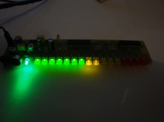 Joc de lumini dupa ritm sonor vu metru, alimentare 12v, microfon foto