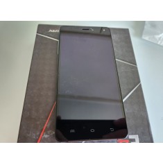 Telefon Allview E4 cu ecran de 5 inch si 4G impecabil