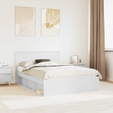 Cumpara ieftin Cadru de pat cu headboard Alb 140 x 200 cm Lemn de pin masiv