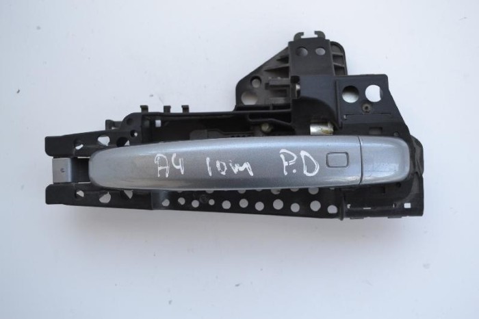 M&acirc;ner exterior ușă dreapta față AUDI A4 8K2, B8 2010 | 2426809