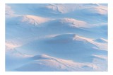 Tablou Canvas, "Dune &icirc;nghețate sub lumina dimineții", Alb, Serpentine, Umbre, Liniște, Rece, Texturi, Valuri, &Icirc;ntindere, 39 x 26 cm, CMCLASS
