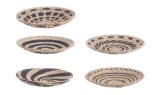 Cumpara ieftin Set 5 tavi decorative iarba mare natur neagra Islas &Oslash;40 cm