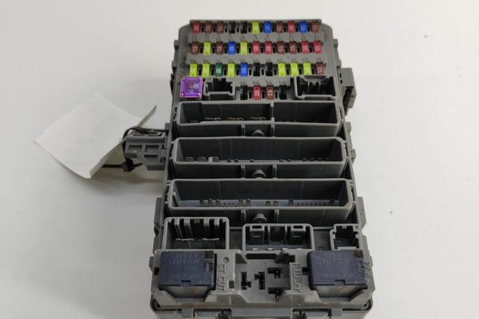 Modul panou de siguranțe HONDA CIVIC VIII Sedan FD, FA 2009 OEM: SNB-G350 29569283