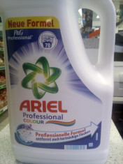 Detergent lichid Ariel foto