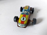 Masinuta tabla curse vintage sovietica URSS anii 80 Druzia, prietenia, ceburaska
