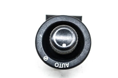 Comutator de reglare volan LAND ROVER DISCOVERY IV L319 2013 OEM: 03930376,XPB500180 13952769 foto