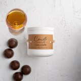 Lumanare handmade din ceara naturala de soia 100%, aroma Coniac si praline, Recipient ceramic alb, 150 g