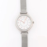 Ceas clasic cu cadran alb si detalii rose gold
