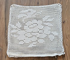 FATA DE PERNA VINTAGE DECORATIVA MICUTA, CROSETATA MANUAL