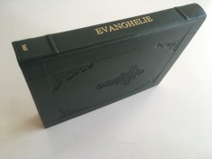 SFINTA SI DUMNEZEESCA EVANGHELIE 1903 EDITIA A TREIA TIPARITA CU APROBAREA SF. SINOD COPERTI PIELE- FACSIMIL COLOR LUX! FORMAT MARE 29 X 21 CM.