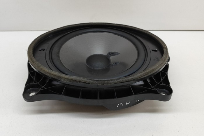 Difuzor ușă dreapta față LEXUS GS _L1_ 2014 OEM: 86160-30E10 26305531