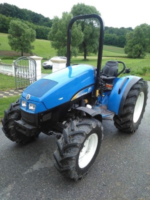 Tractor New Holland TCE55 foto