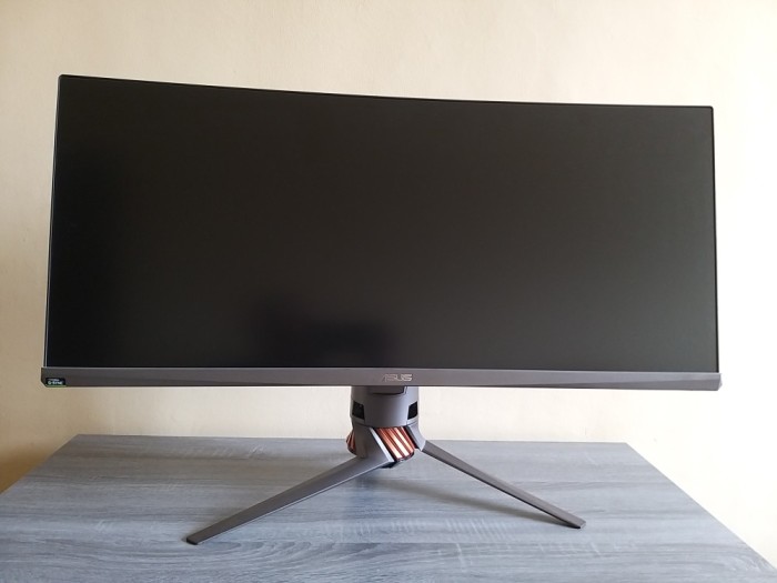 Monitor Asus ROG ultrawide