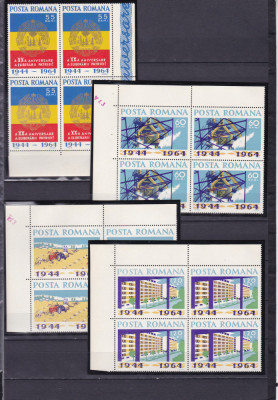 ROMANIA 1964 LP 587 A XX-a ANIVERSARE A PATRIEI BLOCURI DE 4 TIMBRE MNH foto