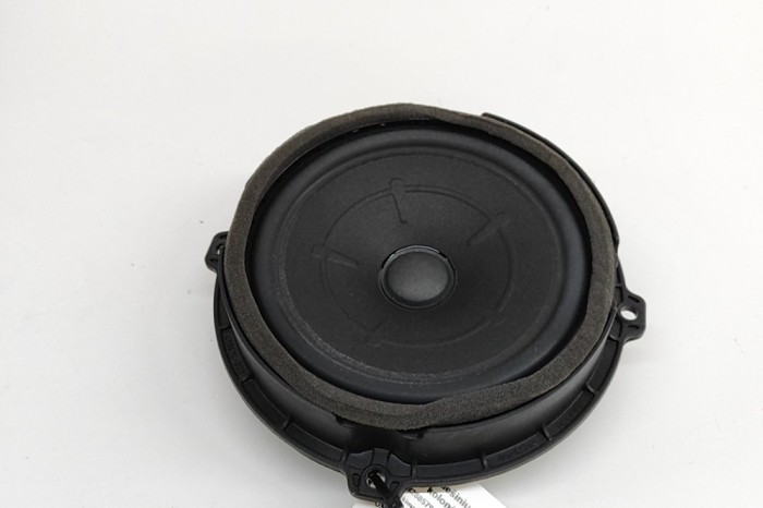 Difuzor ușă dreapta spate KIA NIRO 2021 OEM: 96330-G5000 28857926