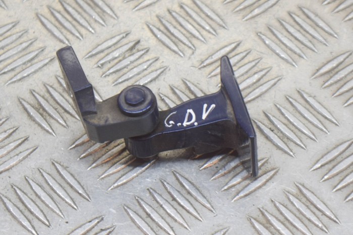 Balama ușă dreapta spate BMW 3 F30, F80 2016 OEM: 7246062 13281162