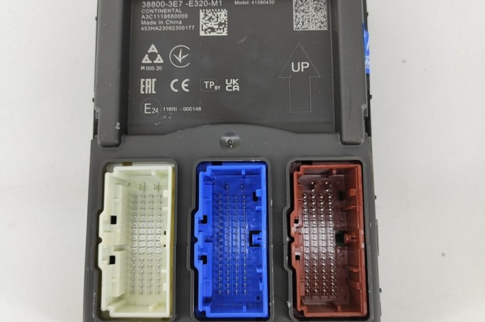 Modul de confort HONDA CR-V VI RS_, RY_ 2024 OEM: 38800-3E7-E32,A3C1119550000 28143762