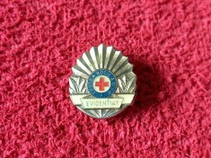 Insigna - tematica medicina - Crucea rosie a RSR - Evidentiat - varianta Mica