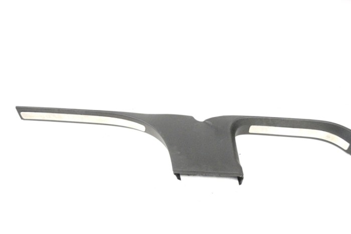 Ornament prag interior st&acirc;nga față PORSCHE CAYENNE 9PA 2005 OEM: 7L0853369 | 14452106