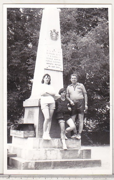 bnk foto Monumentul Eroilor de la Tazlau