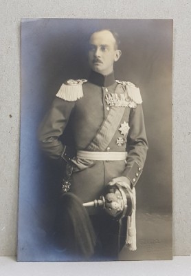 DUCELE VON BRAUNSCHWEIG IN UNIFORMA DE PARADA CU DECORATII , CARTE POSTALA ILUSTRATA , MONOCROMA, NECIRCULATA , PERIOADA INTERBELICA foto