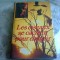 LES OISEAUX SE CACHENT POUR MOURIR - COLLEEN MCCULLOUGH (CARTE IN LIMBA FRANCEZA)