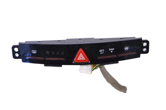 Buton de avarie SSANGYONG TIVOLI 2017 OEM: 85201-35001 14967926