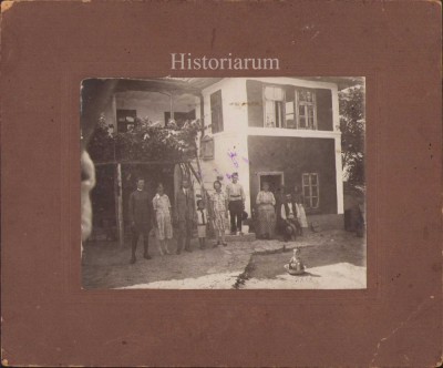 HST P2/352 Poză grănicer rom&amp;acirc;n cu familia Ecrene Cadrilater 1927 foto