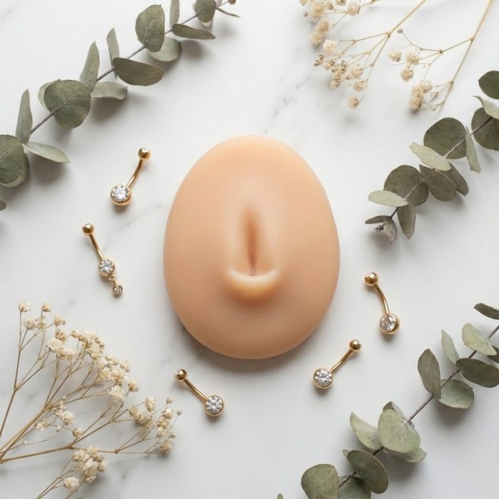 Simulator de buric pentru exersarea piercingului , model realist, silicon