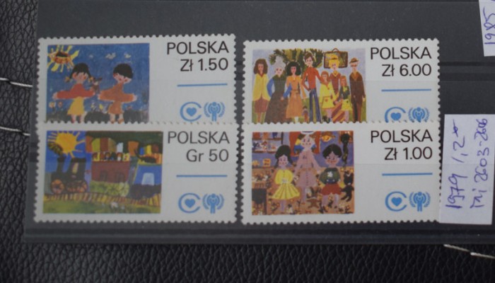 TS23 - Timbre serie Polonia - 1979 nestampilat *