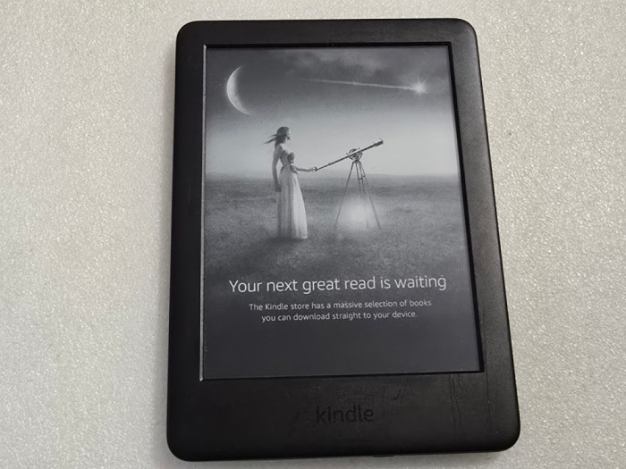 E-reader Amazon Kindle Touch 2019 J9G29R 6&quot; 4Gb 10th Gen. display iluminat