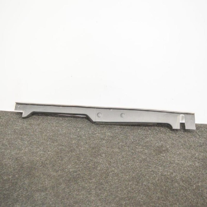 Aripa de plastic st&acirc;nga față AUDI A5 F53 2017 OEM: 8W6820581E | 10055941
