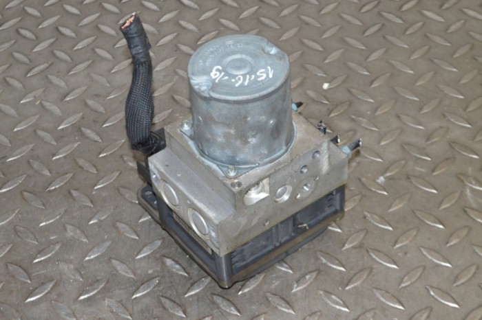 Pompa ABS BMW 5 F10 2011 OEM: 6851374 13719120