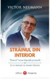 Strainul din interior - Victor Neumann