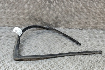 Garnitura de cauciuc ușă st&amp;acirc;nga spate BMW iX I20 2022 OEM: 8491359 | 27857467 foto