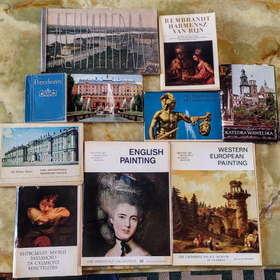 9 Albume cu picturi aflate la Ermitaj, Catherine Palace Muzeum at Pushkin. foto