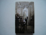O alta familie - Joanna Trollope