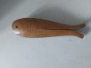 ** Spargator de nuci / alune, de lemn sculptat in forma de peste, vechi / vintage, 21cm