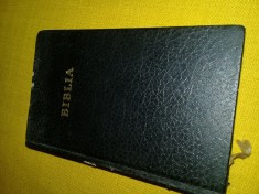 ,,BIBLIE,,veche,SFANTA SCRIPTURA vechiul si noul testament,1240 pagini.T.GRATUIT