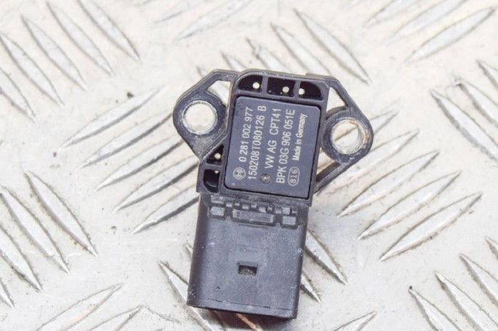 Senzor MAP AUDI Q5 8R 2015 OEM: 0281002977,03G906051E | 11640633