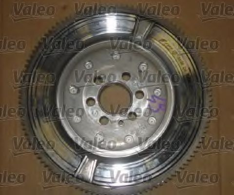 Volanta ALFA ROMEO 159 Sportwagon (939) (2006 - 2011) VALEO 836011