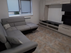 Inchiriez apartament 3 camere Tomis Nord foto