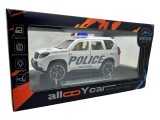 Macheta Masina politie Toyota Land Cruiser Prado metalica cu lumini si sunete - model alb 1:28