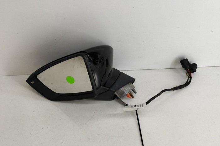 Oglinda laterală st&acirc;nga SEAT LEON ST 5F8 2019 OEM: 5F2857507Q 26243313