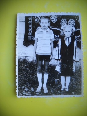 HOPCT RO 429 J COPII / FETITA IN COSTUM POPULAR -FOTOGRAFIE VECH-TIP CP-ROMANIA foto